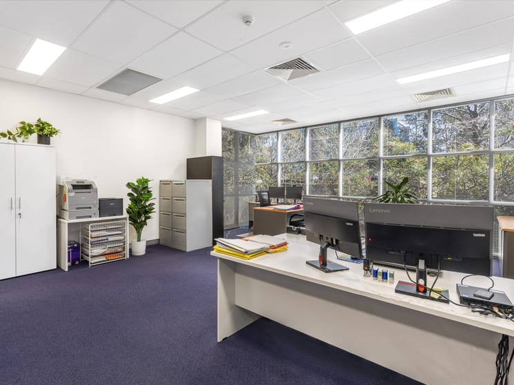 Click to view all images 10/11-13 Brookhollow Avenue Norwest NSW 2153 - Image 2
