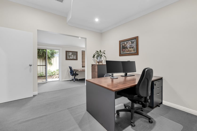 Click to view all images 8 Kay Avenue Berri SA 5343 - Image 3