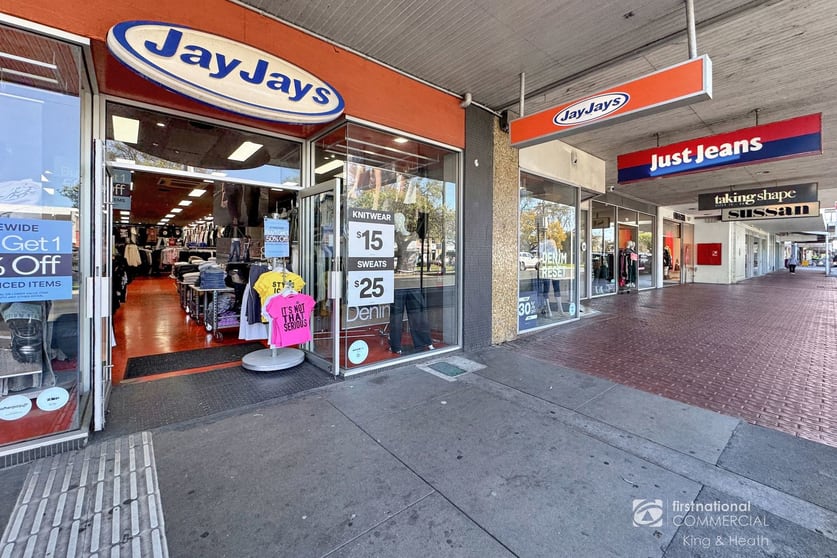 Click to view all images 160 Main Street Bairnsdale VIC 3875 - Image 2