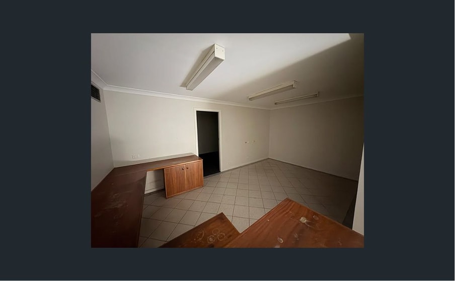 Click to view all images 3a/26 Lawson Crescent Coffs Harbour NSW 2450 - Image 2