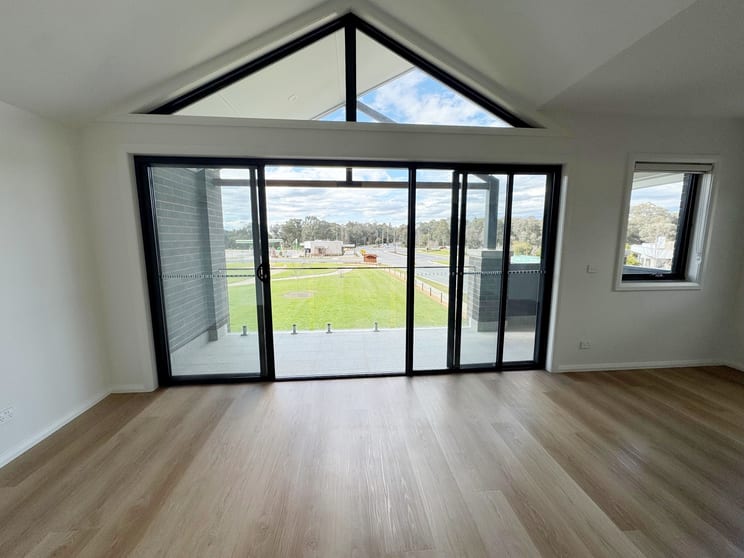 Click to view all images Level 1/19 Dokic Way Baranduda VIC 3691 - Image 2