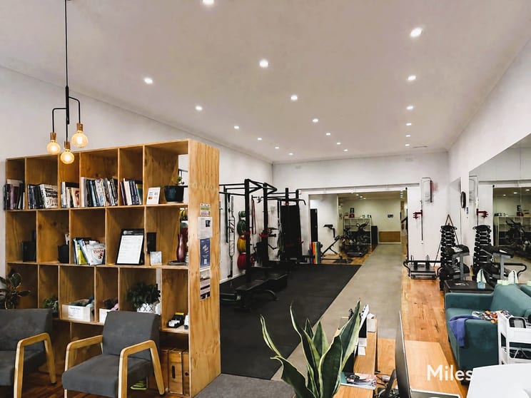 Click to view all images 88 Bell Street Heidelberg Heights VIC 3081 - Image 2
