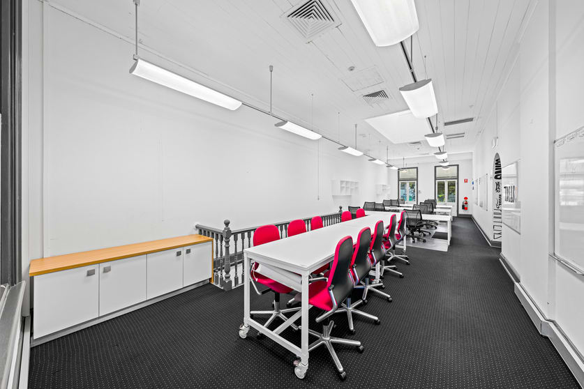 Click to view all images 647 Stanley Street Woolloongabba QLD 4102 - Image 3