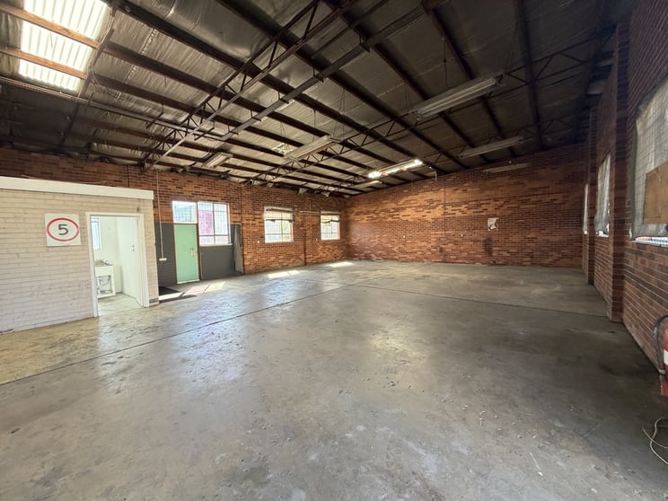 6/3 Pirie Street Fyshwick ACT 2609 - Image 3