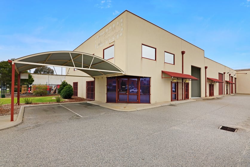 Click to view all images 1/9 Trade Road Malaga WA 6090 - Image 3