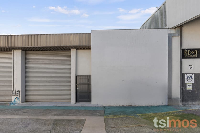 Click to view all images 11/5-13 Elma Road Cheltenham VIC 3192 - Image 1