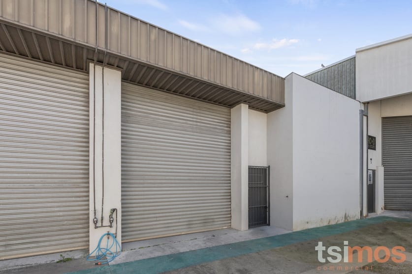 Click to view all images 11/5-13 Elma Road Cheltenham VIC 3192 - Image 2