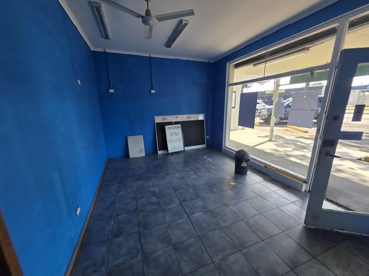 Click to view all images 68-78 Victoria Street Victor Harbor SA 5211 - Image 3