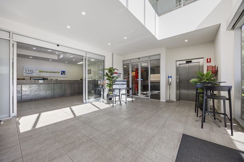 Click to view all images Suites 1 & 3/300B Gillies Street Wendouree VIC 3355 - Image 3