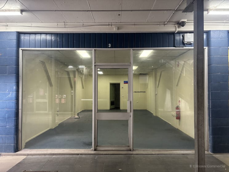 Click to view all images Shop 3/12 Russell Street Toowoomba City QLD 4350 - Image 2
