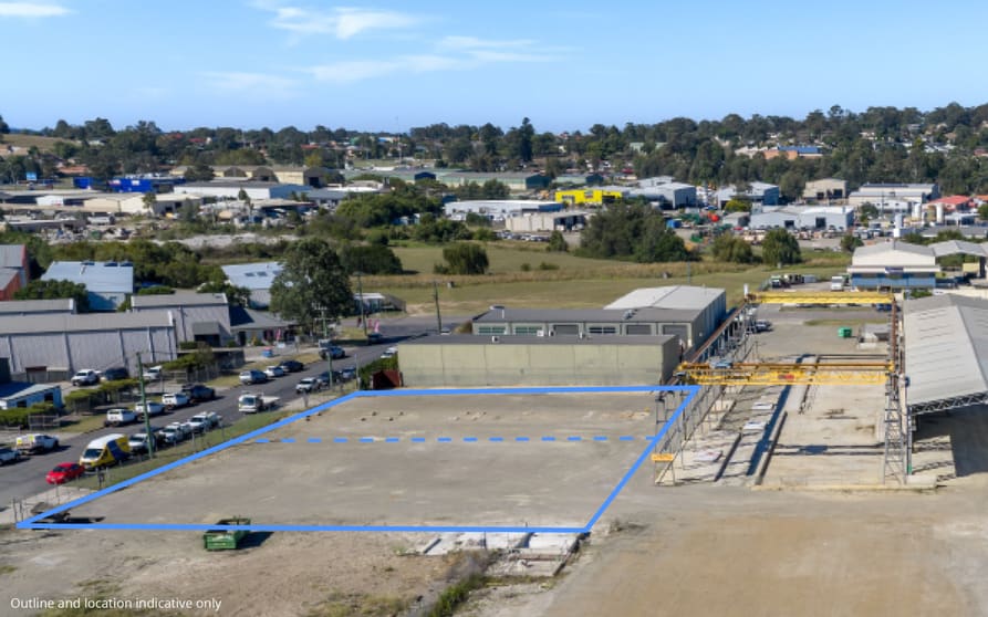 Click to view all images 8 & 12 Farrier Place Rutherford NSW 2320 - Image 3