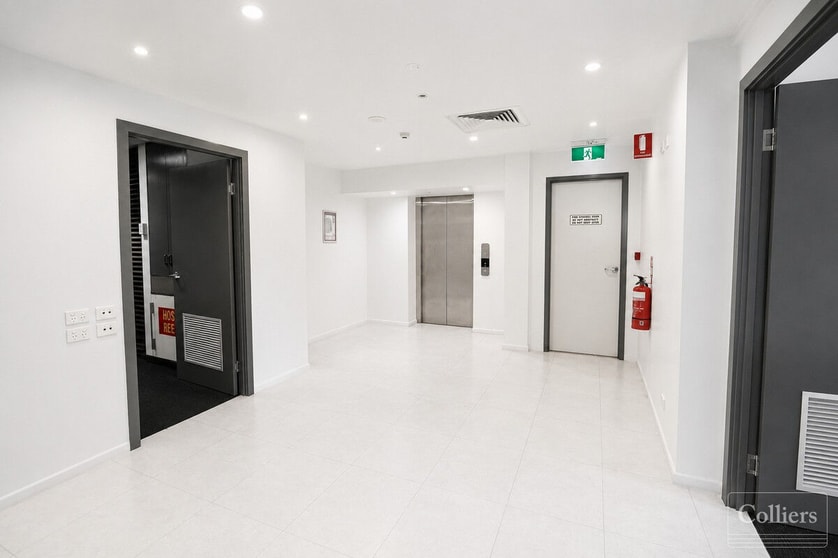 Click to view all images Level 6/122 Walker Street Townsville City QLD 4810 - Image 3