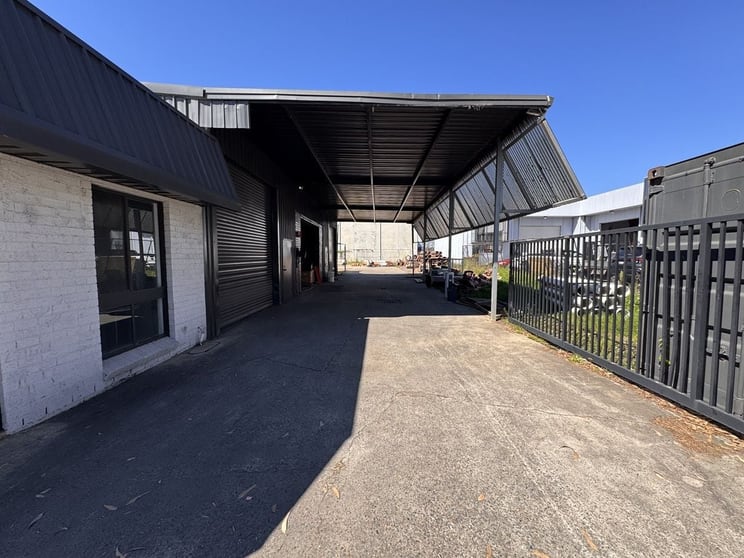 11 York Road Ingleburn NSW 2565 - Image 3