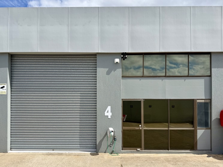 Click to view all images Ashmore QLD 4214 - Image 2