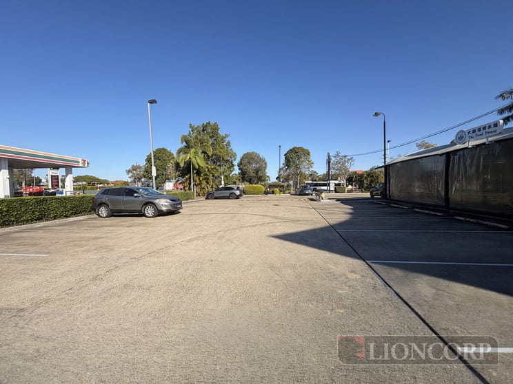 Click to view all images Sunnybank Hills QLD 4109 - Image 3
