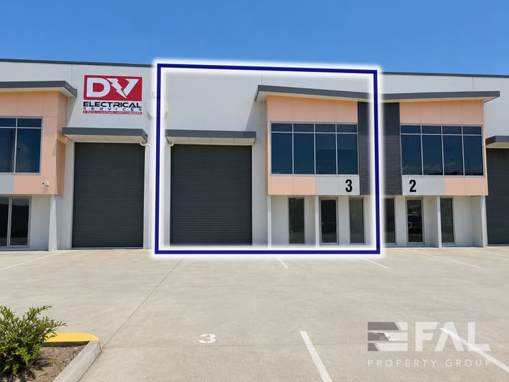 Click to view all images Unit 3/1 Gliderway St Bundamba QLD 4304 - Image 1