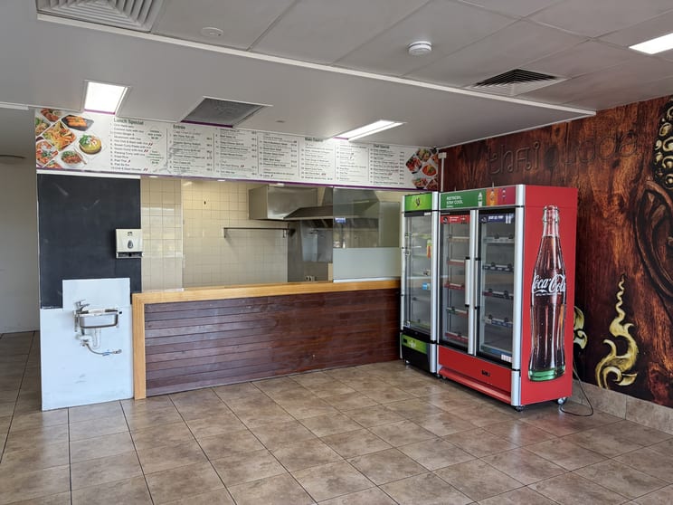 Click to view all images Shop 4/4 Stockland Drive Kelso NSW 2795 - Image 3