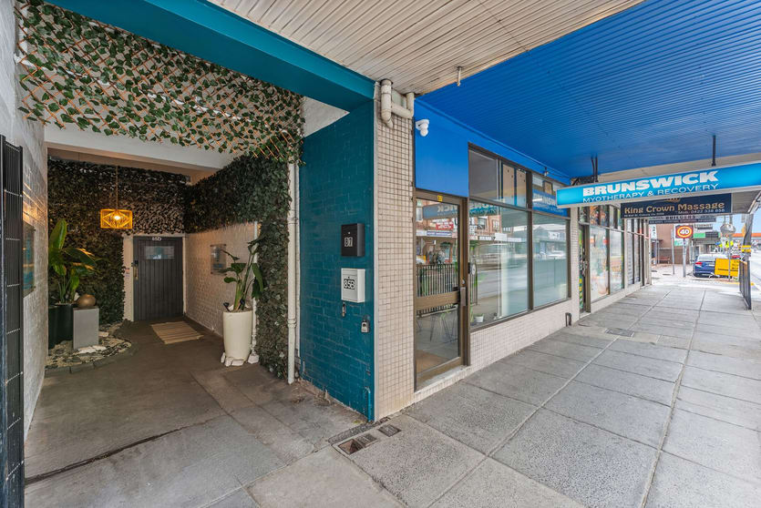 Click to view all images Rear/493 Sydney Road Coburg VIC 3058 - Image 2