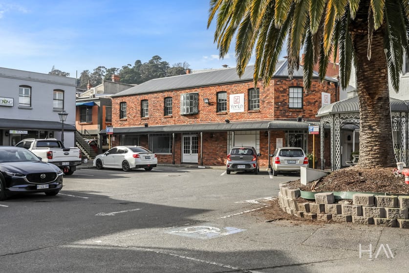 Click to view all images Shop 26 Yorktown Square Launceston TAS 7250 - Image 1