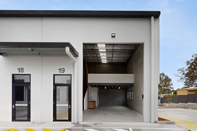 Click to view all images 19/198-200 Douglas Street Oxley QLD 4075 - Image 1