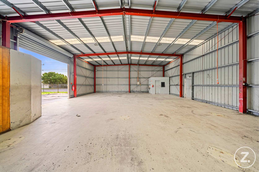 Click to view all images 1/11 Macaulay Street Williamstown North VIC 3016 - Image 3