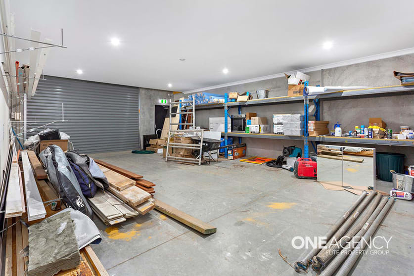 Click to view all images 1/6 Shaban Street Albion Park Rail NSW 2527 - Image 3