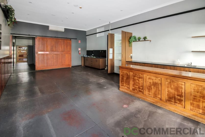 Click to view all images 3/25-27 Bell Street Toowoomba City QLD 4350 - Image 2