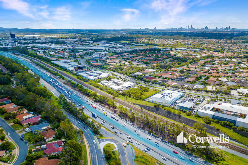 Click to view all images 273 Scottsdale Drive Robina QLD 4226 - Image 3