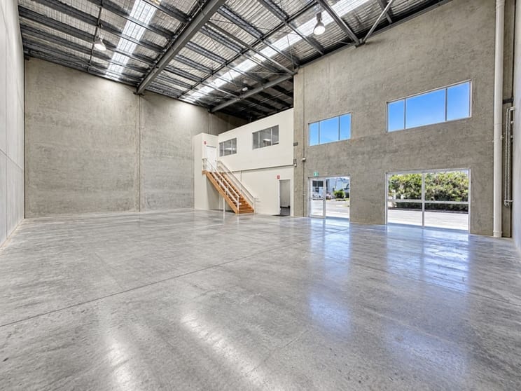Click to view all images 1/25 Industrial Avenue Molendinar QLD 4214 - Image 2