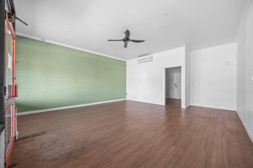 Click to view all images 70A Neill Street Beaufort VIC 3373 - Image 3