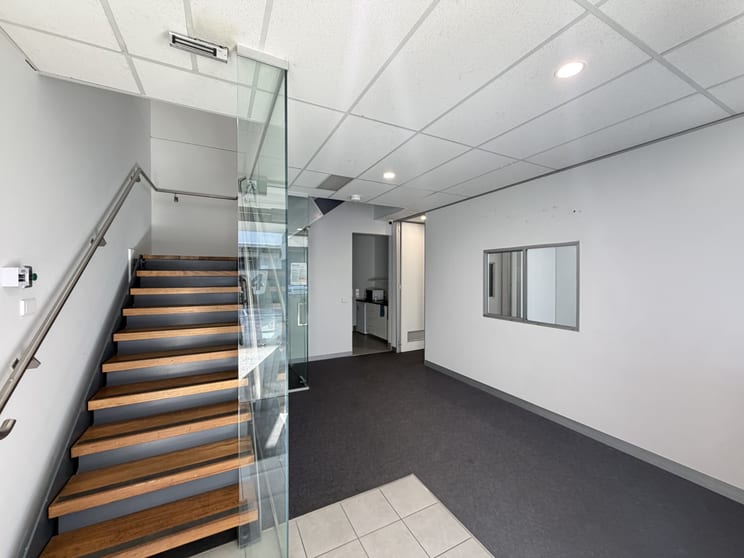 22 Sabre Drive Port Melbourne VIC 3207 - Image 3