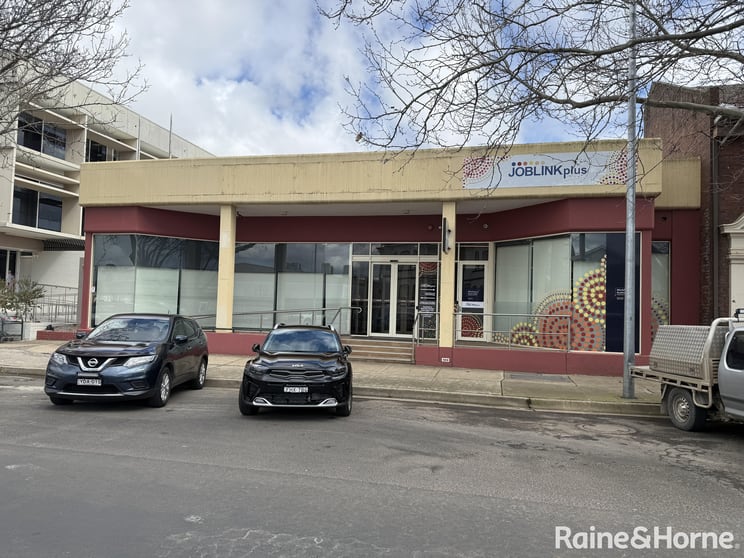 Click to view all images 1/189-191 Anson Street Orange NSW 2800 - Image 1