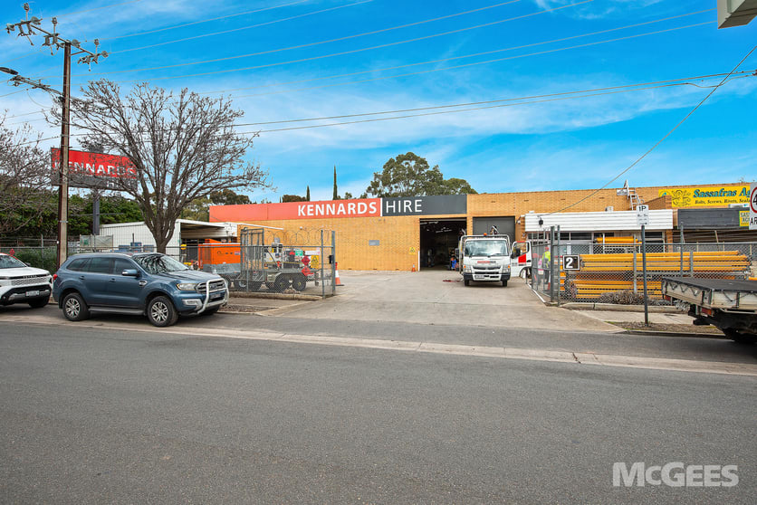 Click to view all images 2 & 2A Richard Street Hindmarsh SA 5007 - Image 1