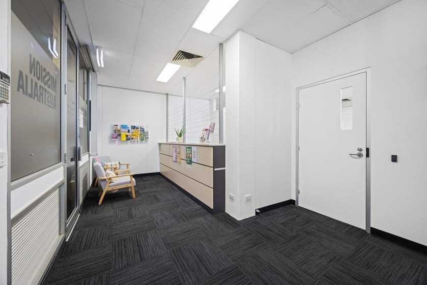 Level 1, Suite 1/4 & 5/463-467 Kiewa Street Albury NSW 2640 - Image 1