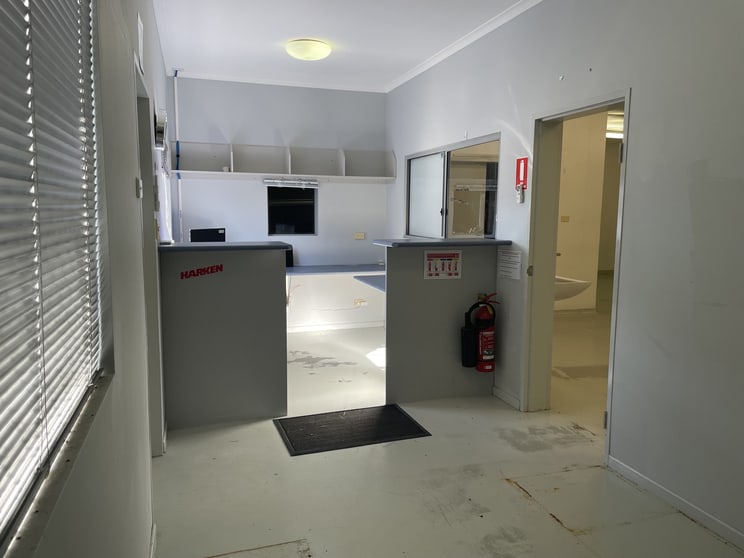 2/37 Hannam Street Bungalow QLD 4870 - Image 5