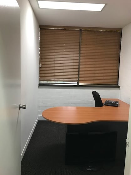 Click to view all images 4/300 Albany Highway Victoria Park WA 6100 - Image 2