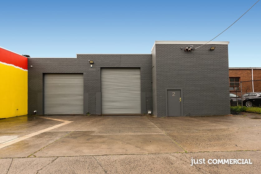 Click to view all images 2 Lennox Street Moorabbin VIC 3189 - Image 1