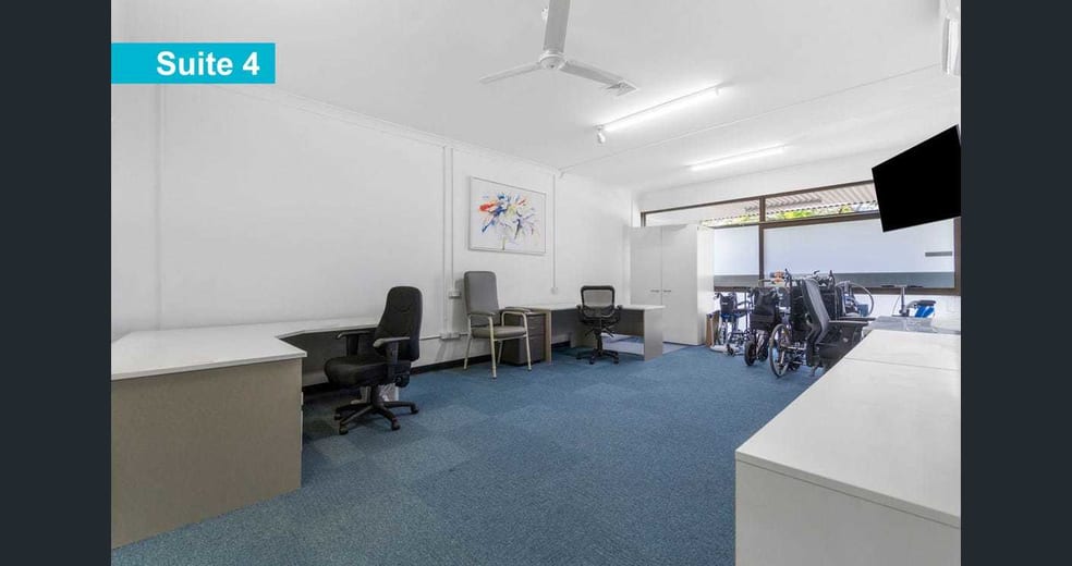 Click to view all images 4/14 Lavelle Street Nerang QLD 4211 - Image 3