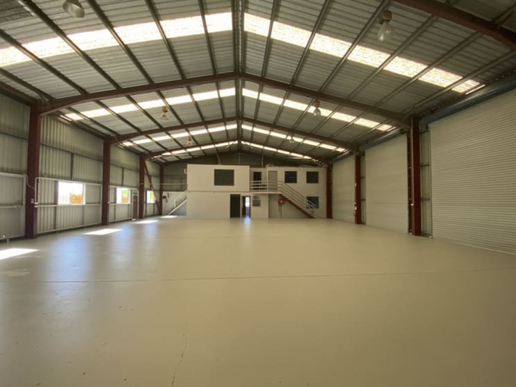 Click to view all images 232 Leitchs Road Brendale QLD 4500 - Image 2