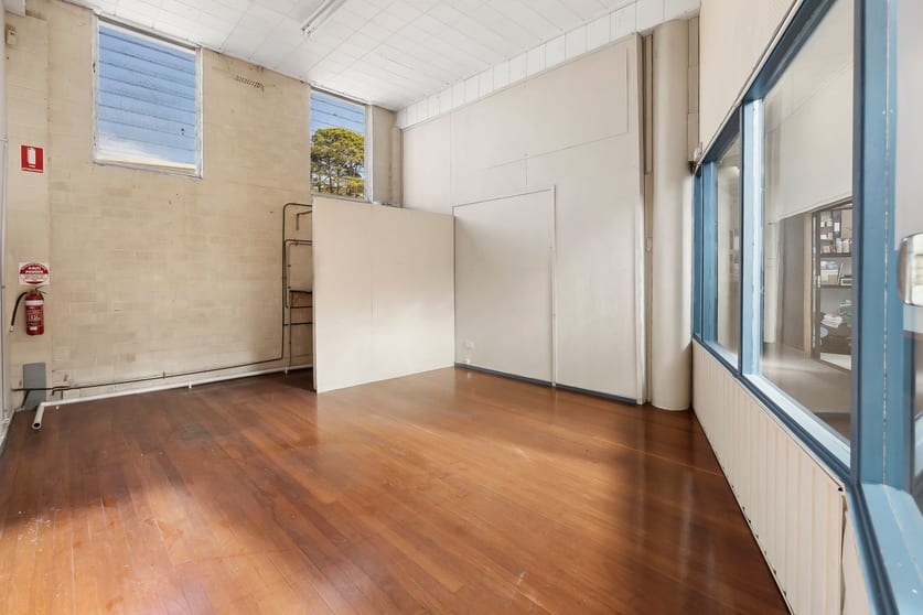 Click to view all images Shop 9a/349 Barrenjoey Road Newport NSW 2106 - Image 1
