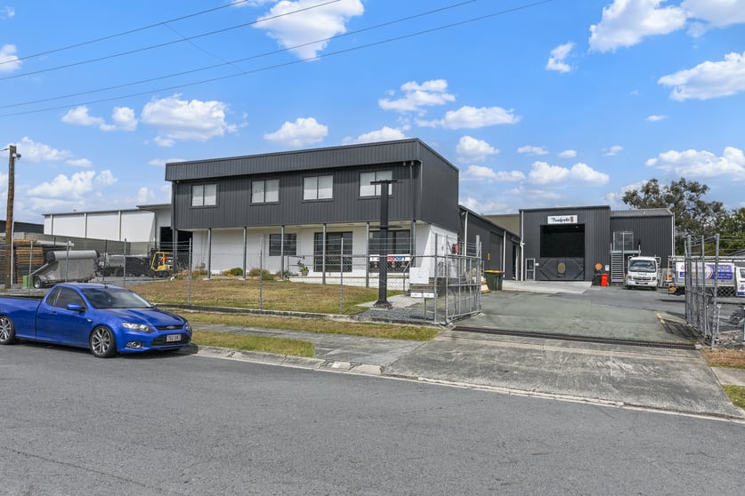 Click to view all images 1/6 Binary Street Yatala QLD 4207 - Image 2