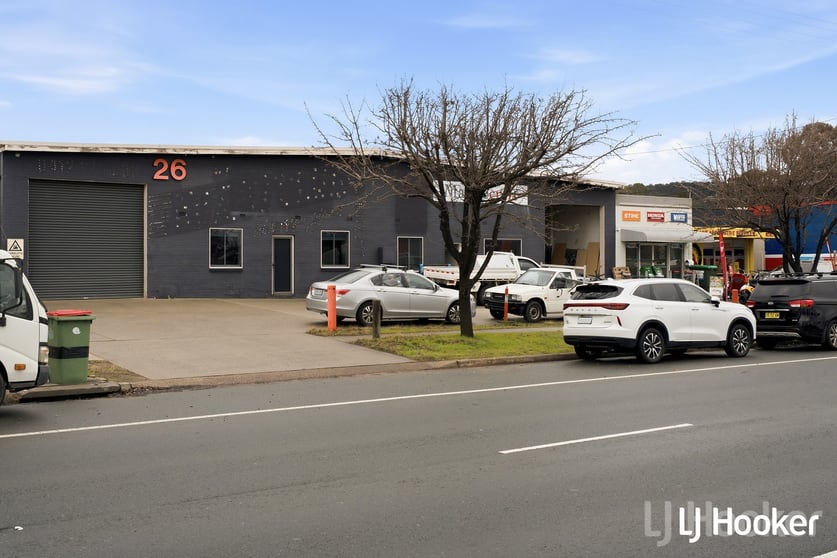 Click to view all images 26 Yass Road Queanbeyan NSW 2620 - Image 1