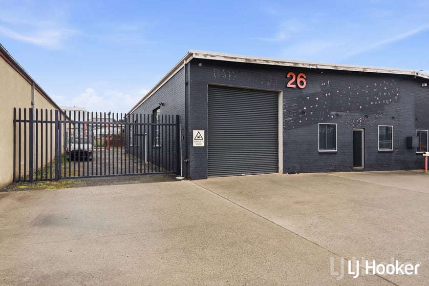 Click to view all images 26 Yass Road Queanbeyan NSW 2620 - Image 2