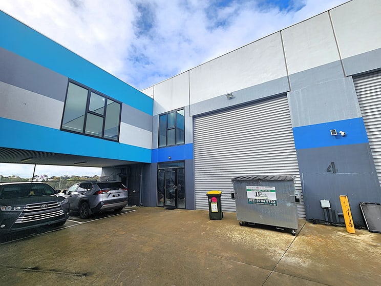 Click to view all images Craigieburn VIC 3064 - Image 1