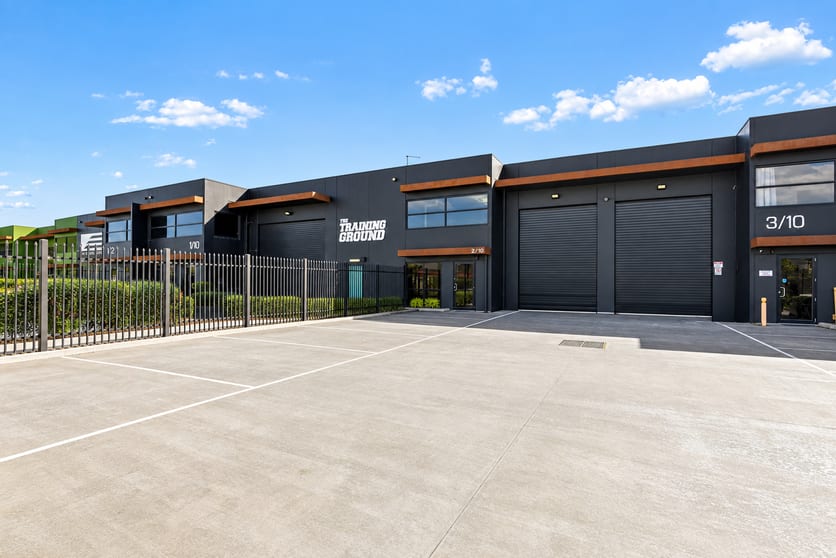 Click to view all images 2/10 Suffolk Street Rosebud VIC 3939 - Image 1