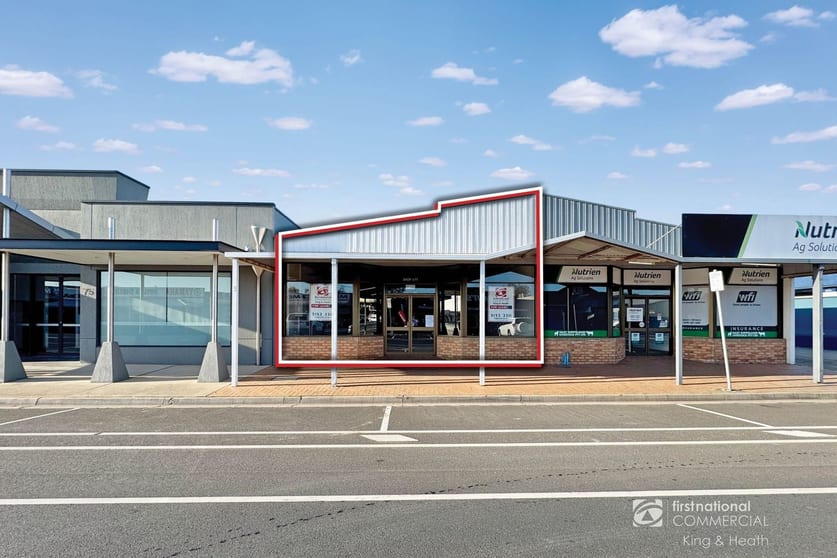Click to view all images 1/77 Macleod Street Bairnsdale VIC 3875 - Image 1