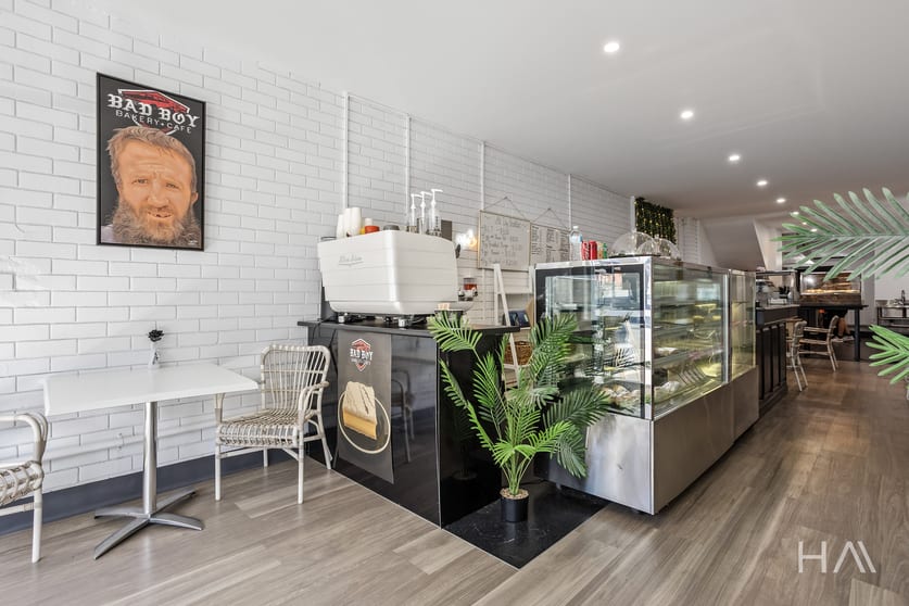 Click to view all images 156 Charles Street Launceston TAS 7250 - Image 3