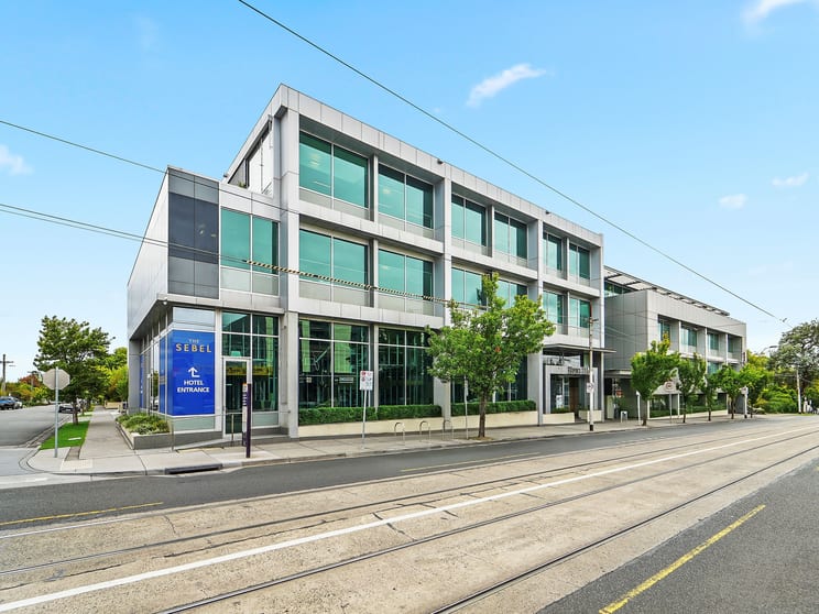 Click to view all images Mezzanine East/115 Cotham Road Kew VIC 3101 - Image 1