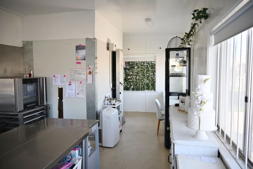 Click to view all images 6/448 Panmure Street South Albury NSW 2640 - Image 3