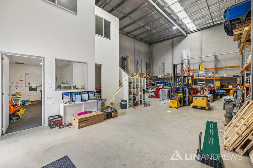 Click to view all images 18 Islington Court Dudley Park SA 5008 - Image 3